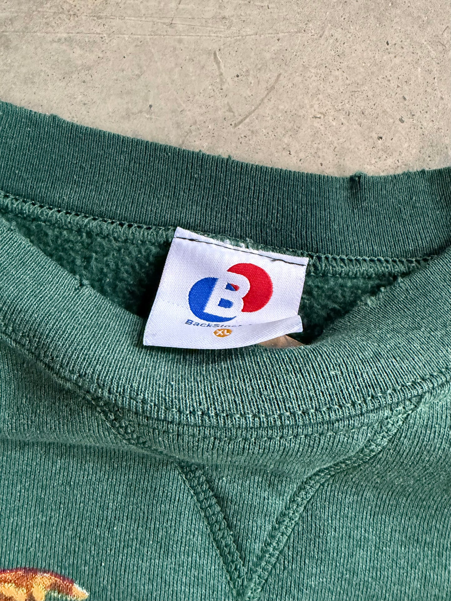 Backstock Co Wutang Vintage Sweatshirt Sz XL