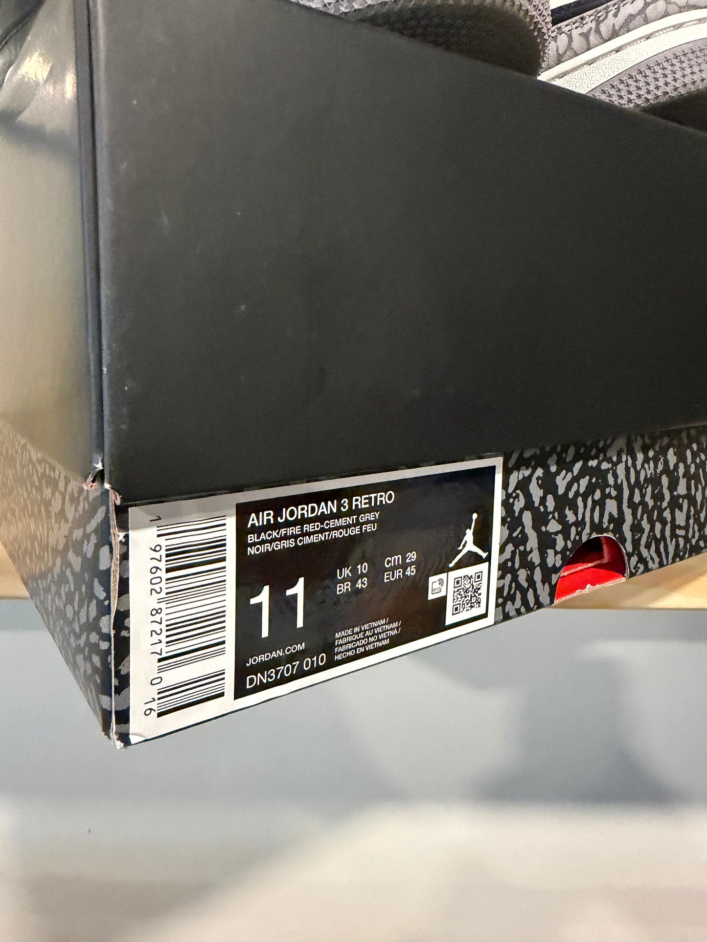 Preowned Jordan 3 Retro OG Black Cement (2024) Sz 11M/12.5W