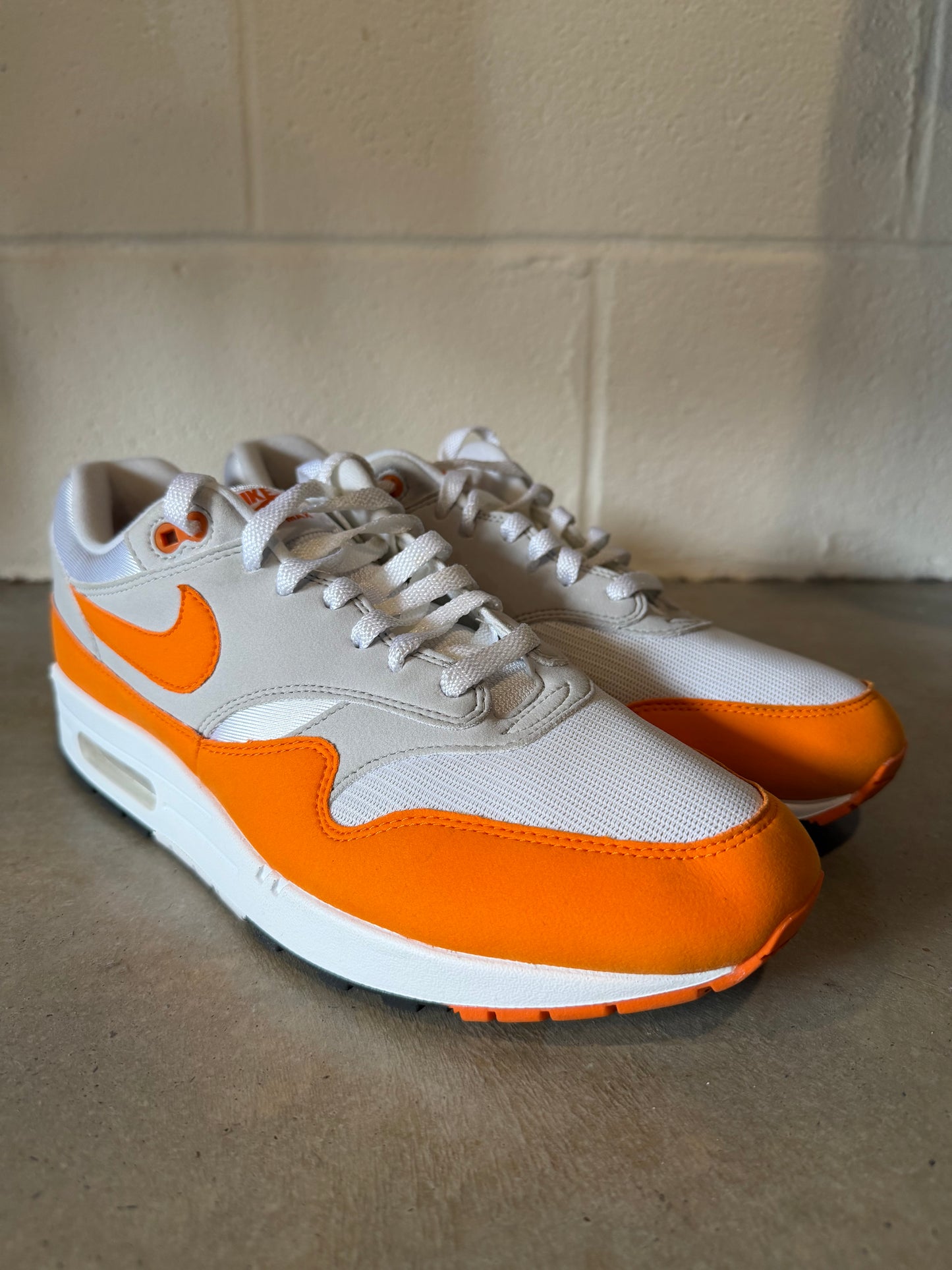 Nike Air Max 1 Anniversary Orange Sz 11.5M/13W