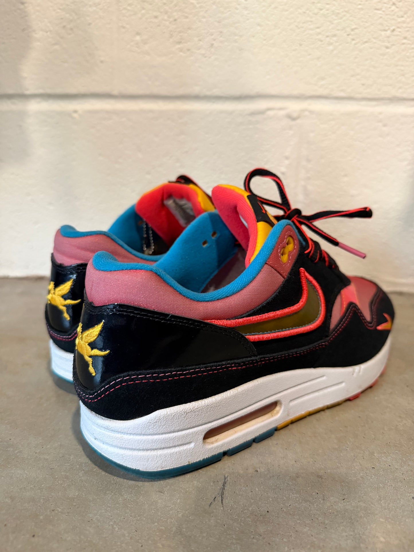 Preowned Nike Air Max 1 Chinatown New York (2020) Size 8M/9.5W