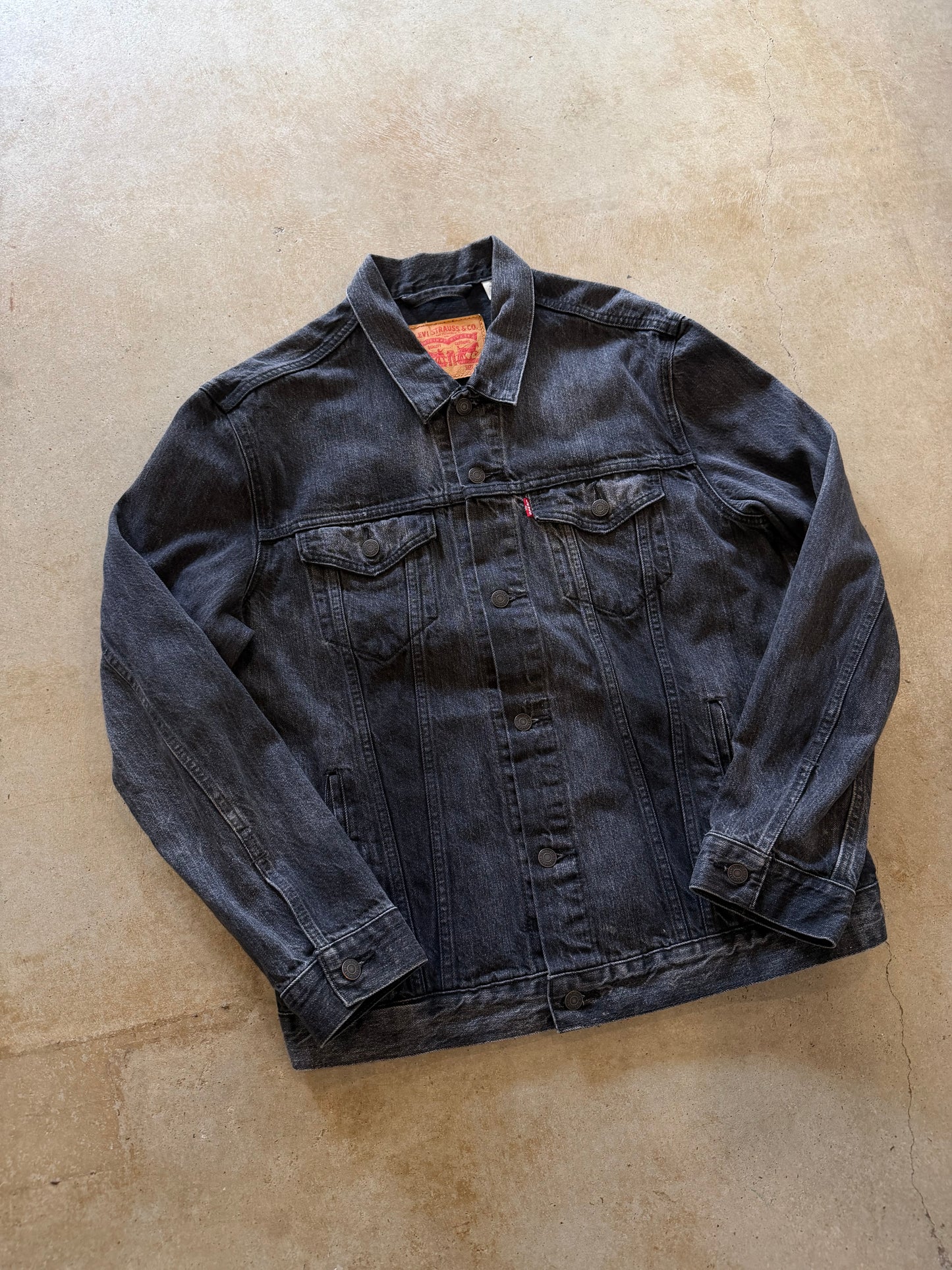 Levi’s Black Denim Jacket Sz XL