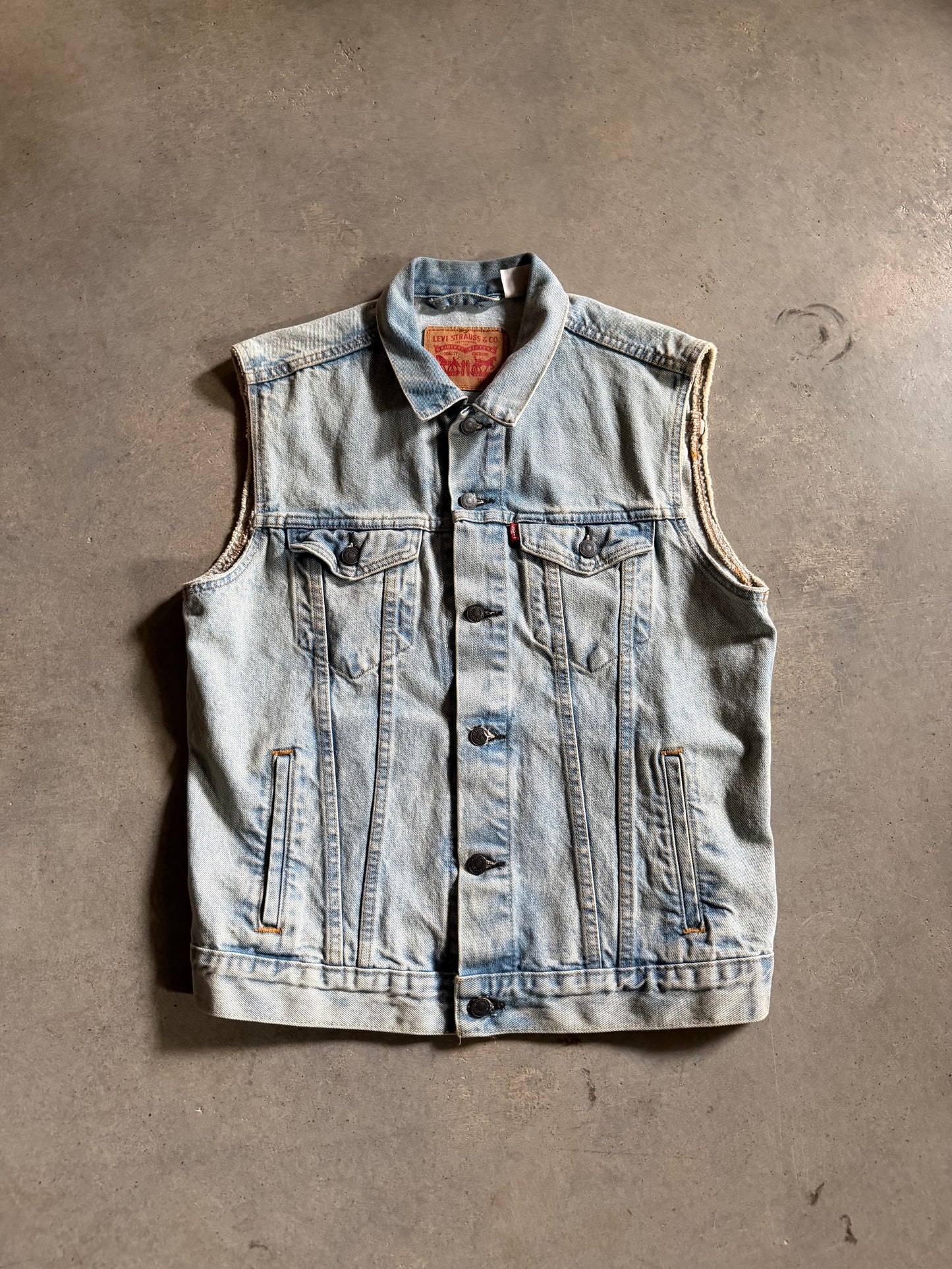 Levis Light Wash Denim Vest Sz M