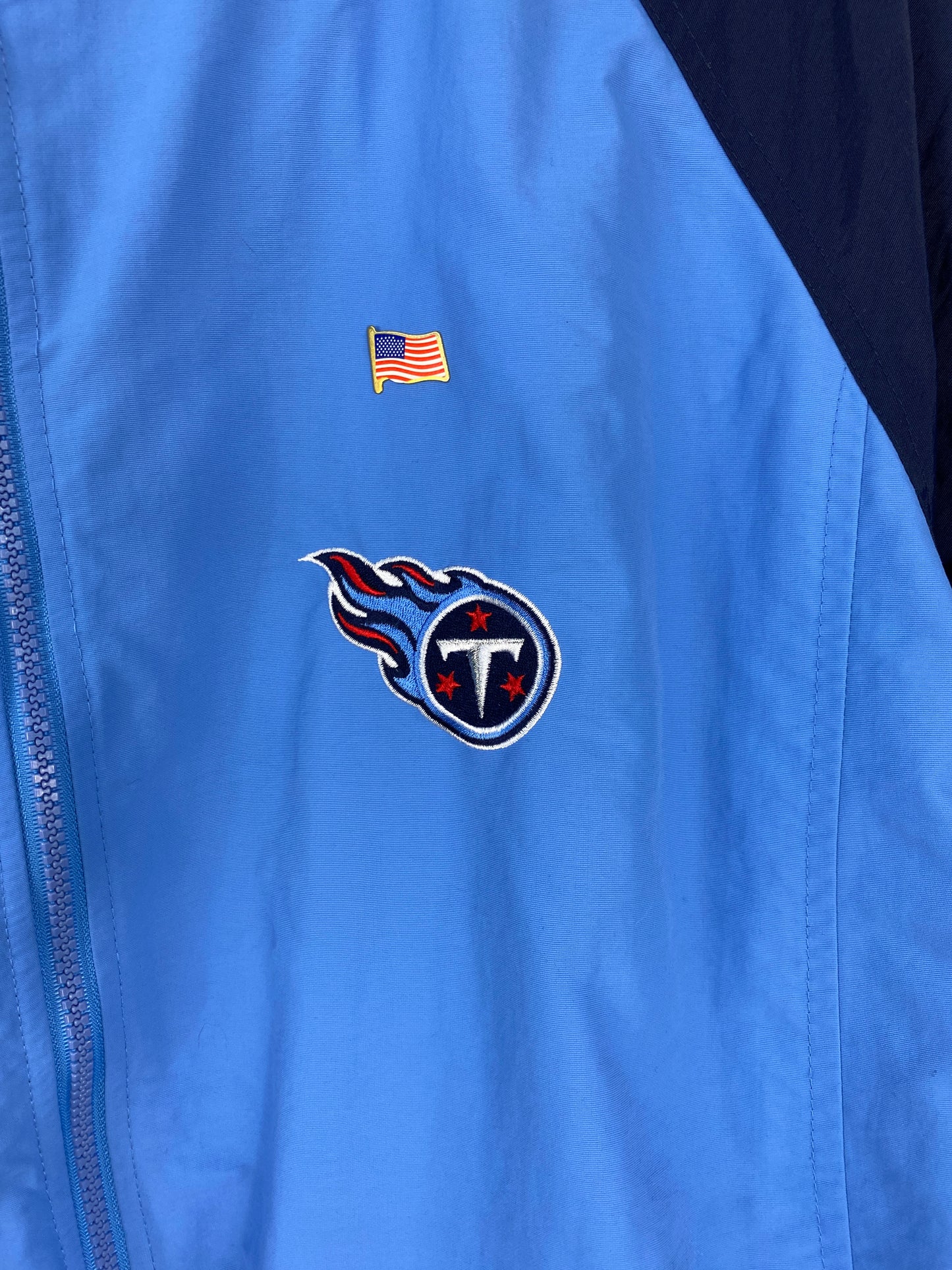 Load image into Gallery viewer, VTG Two Tone Tennessee Titans Rain Jacket Size XXL
