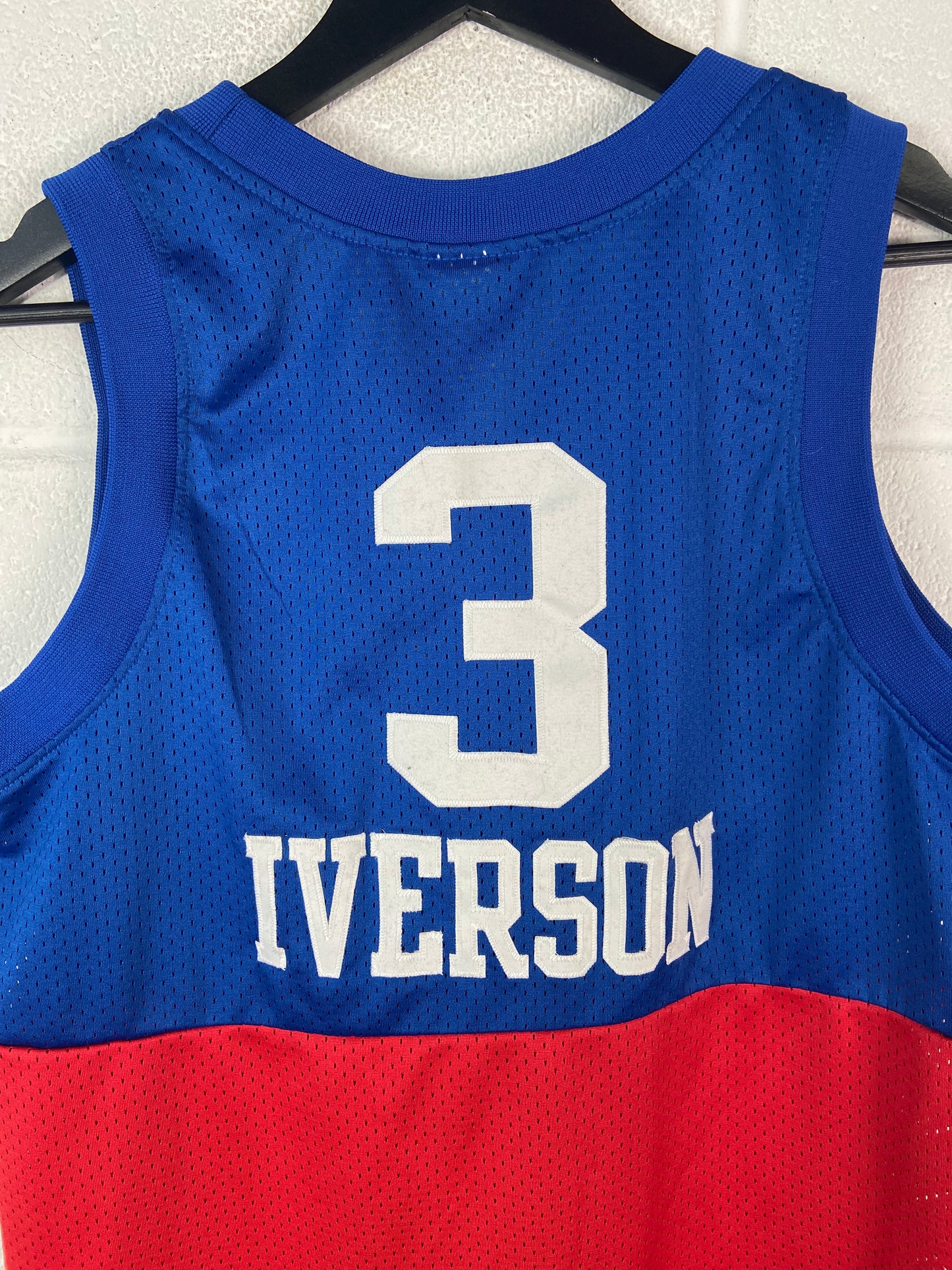 Y2K Nike Allen Iverson #3 Philadelphia 76ers Blue/Red Jersey Sz Youth L