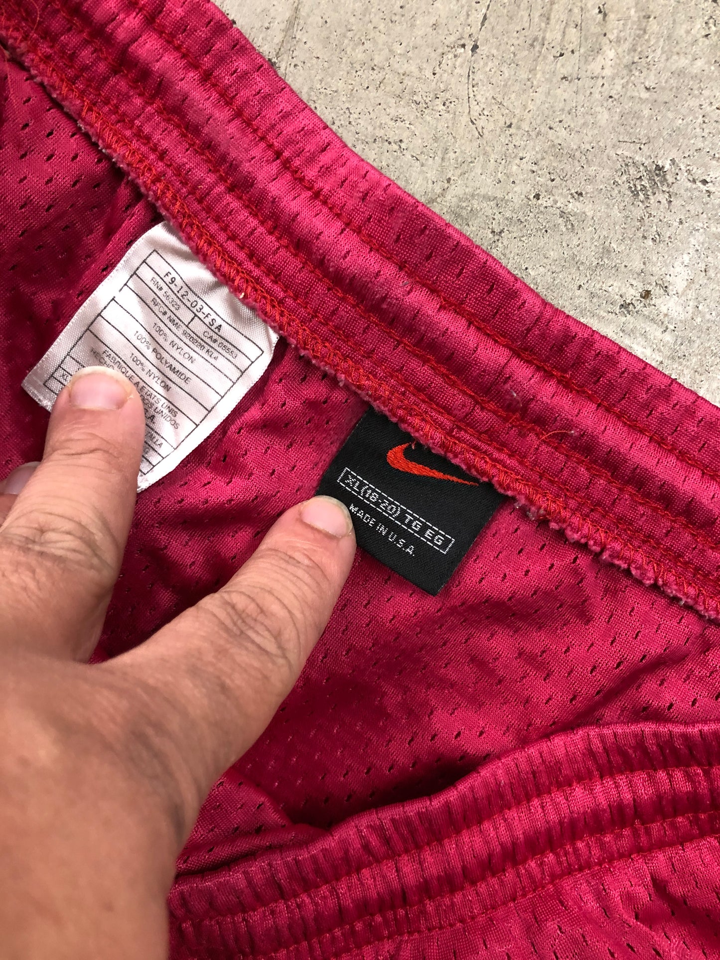 VTG Nike Red Shorts Sz Youth XL/M