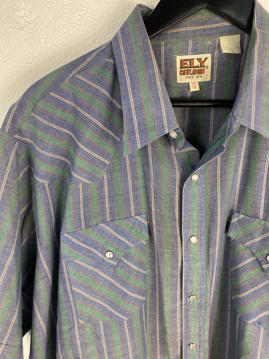 Load image into Gallery viewer, VTG Western Blue/Green Button Up Shirt Sz XXL
