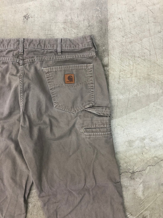 Load image into Gallery viewer, VTG Carhartt Cargo Pants Sz 38x28
