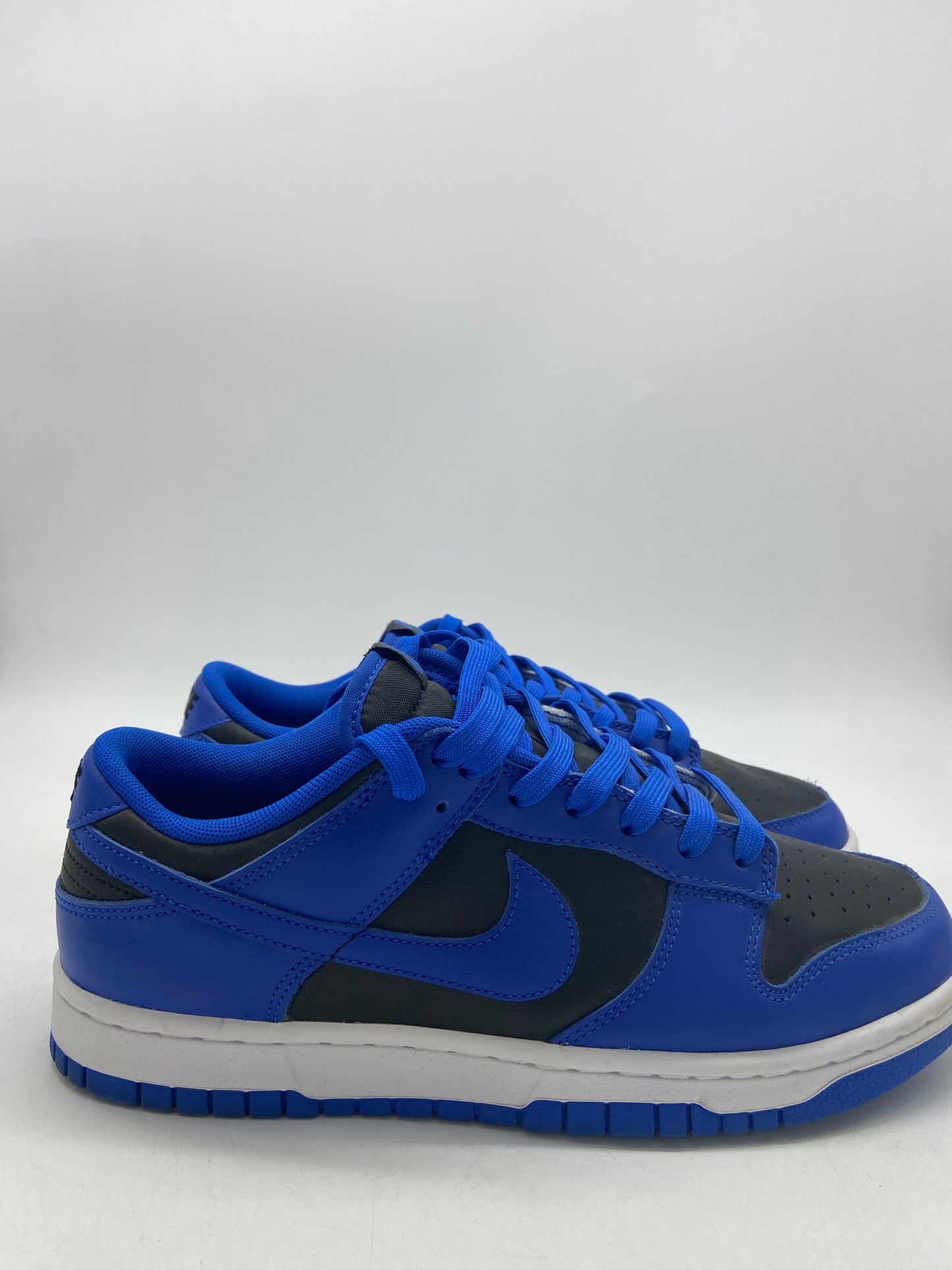 Load image into Gallery viewer, Preowned Nike Dunk Low Retro Black Hyper Cobalt (2021) Sz 8.5M/10W DD1391-001
