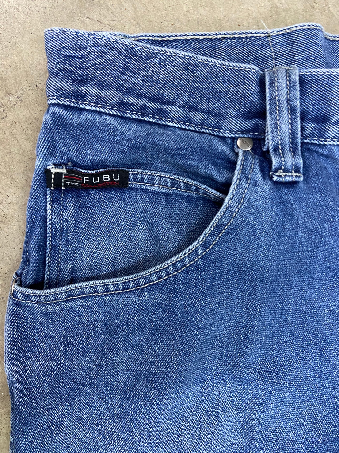 Load image into Gallery viewer, VTG Fubu Carpenter The Collection Jeans Sz 38x34
