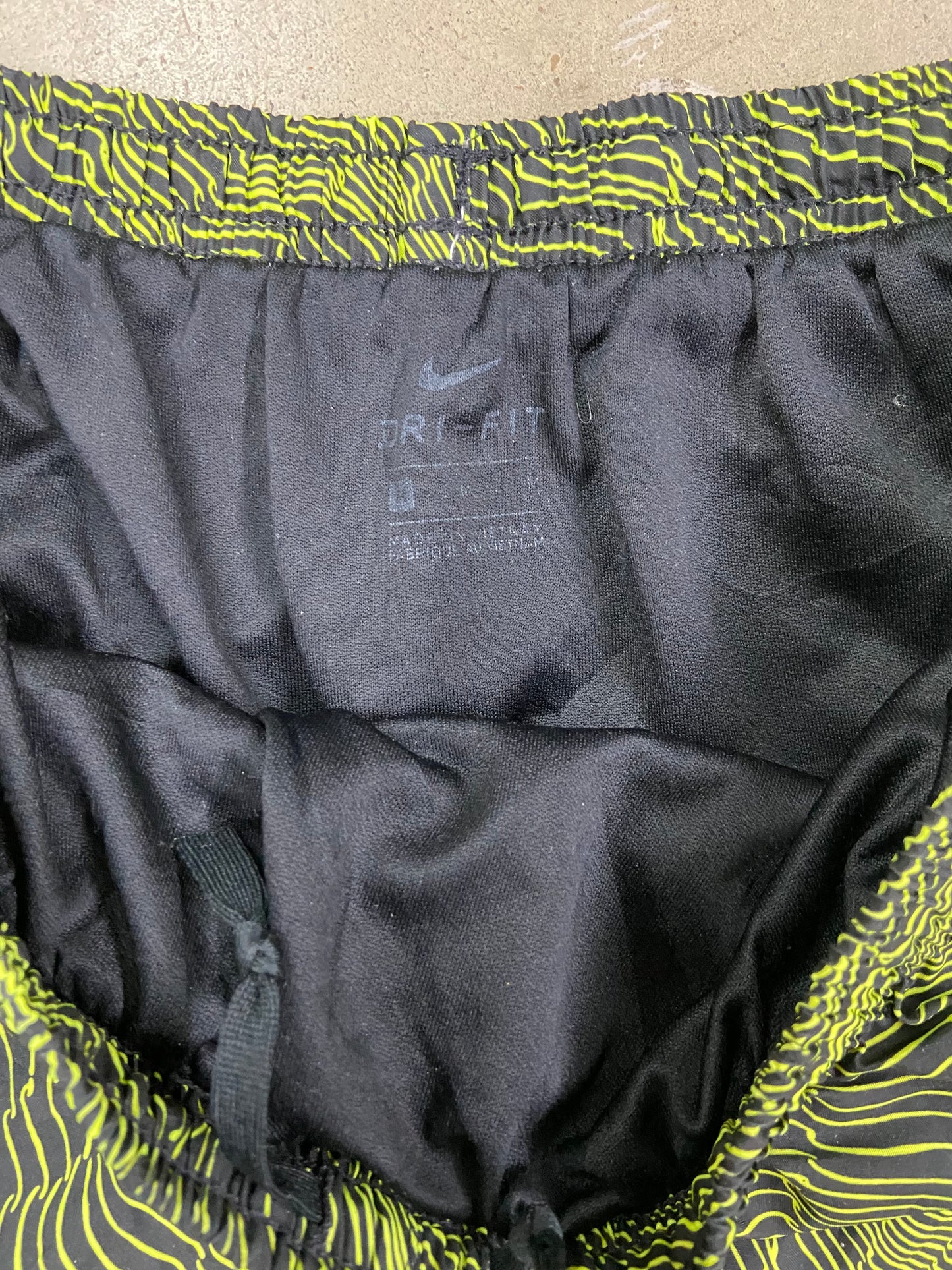 Wmns Nike Dri-Fit Green/Black Running Shorts Sz M