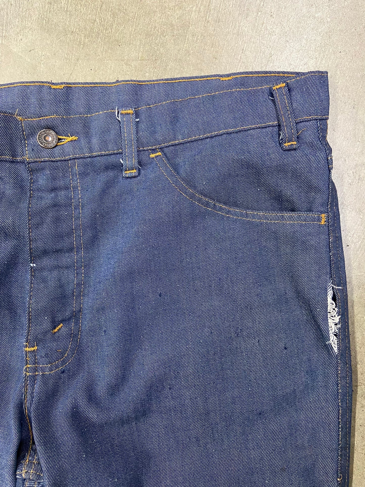 Load image into Gallery viewer, VTG Levi&amp;#39;s 70&amp;#39;s Orange Tab Jeans Sz 38x30
