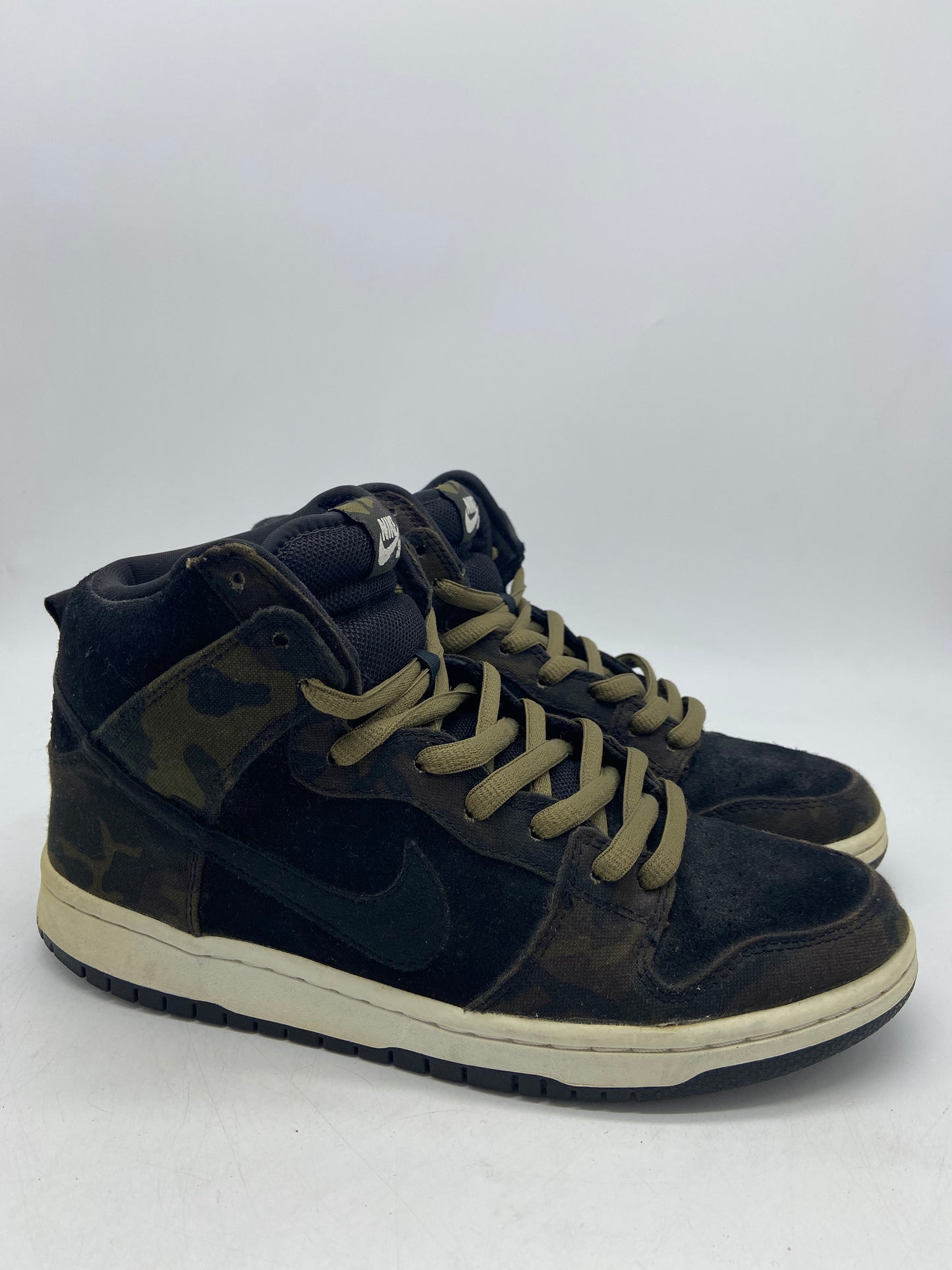Load image into Gallery viewer, Preowned Nike Dunk High Pro SB &amp;#39;Iguana Camo&amp;#39; Sz 9M/10.5W
