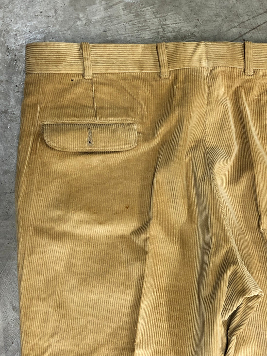 VTG Levi's 80's Tan Corduroy Trousers Sz 38x26