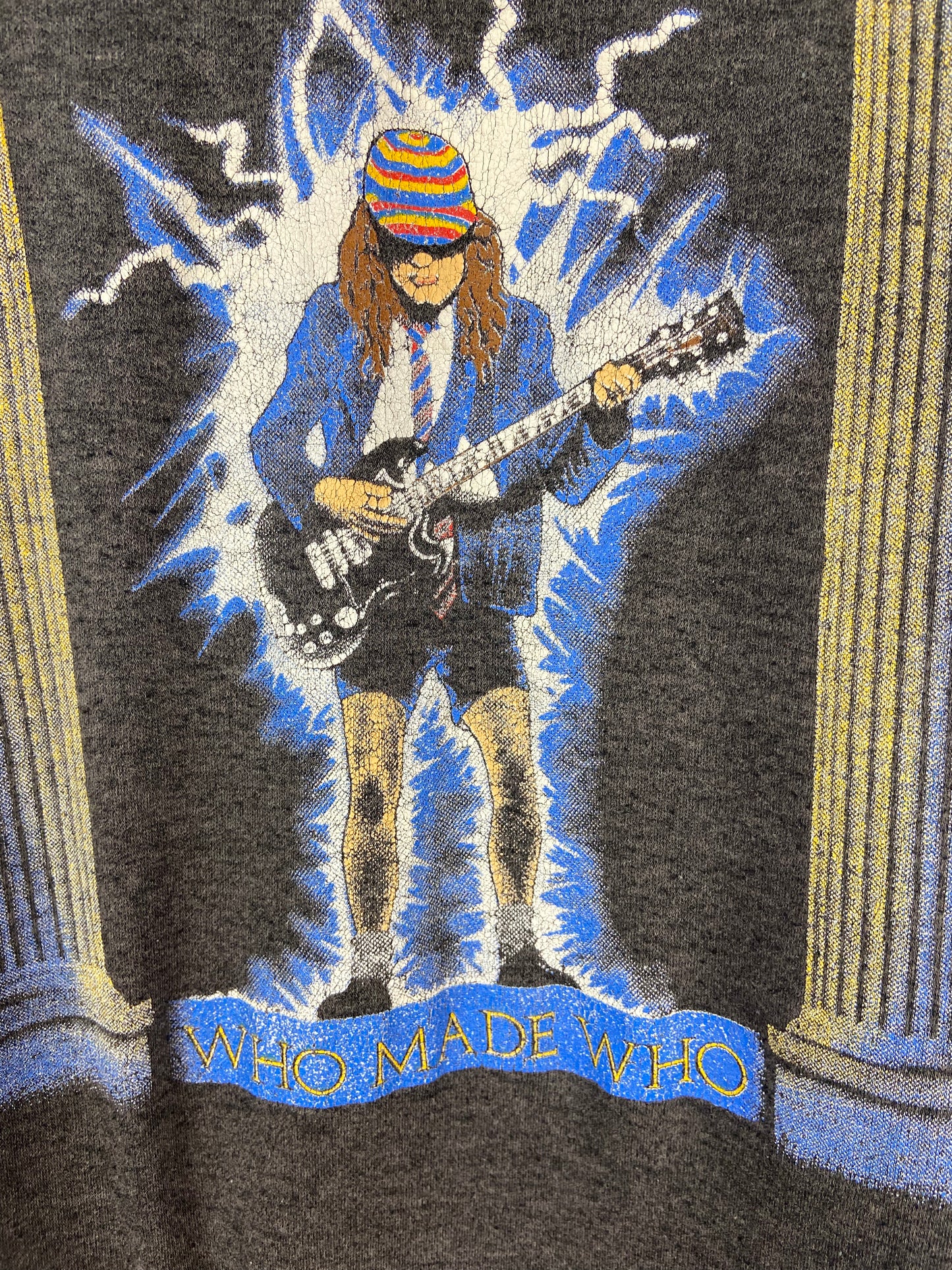 Load image into Gallery viewer, VTG ACDC Who Made Who Tour T shirt Sz S
