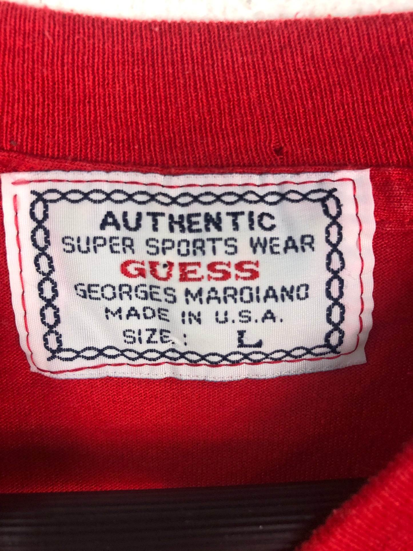 Load image into Gallery viewer, VTG Classic Clothing Guess Tee Sz L
