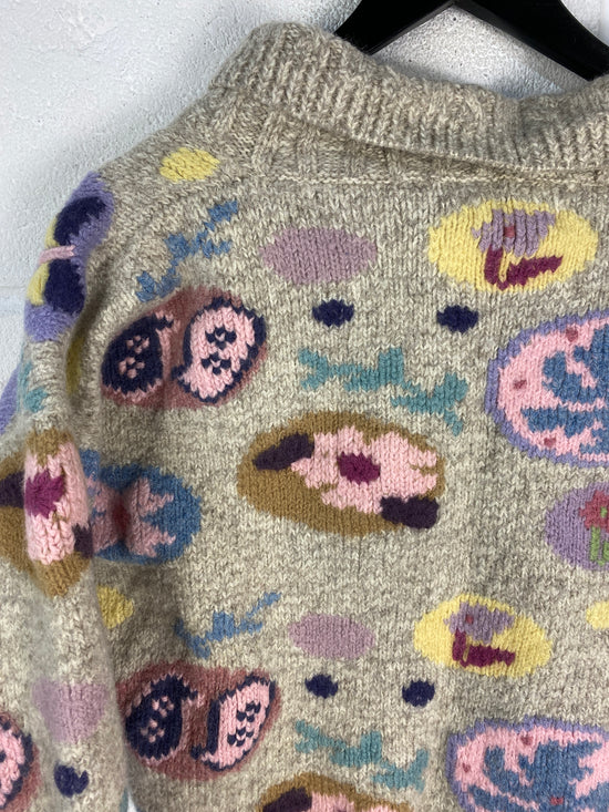 Load image into Gallery viewer, VTG Wmn&amp;#39;s Wool Flowers Sweater Sz M
