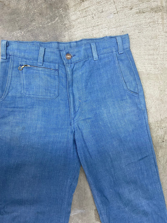 Load image into Gallery viewer, VTG Levi&amp;#39;s Flare Blue Jeans Sz 30x25
