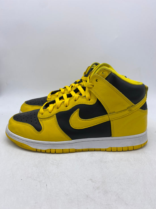 Load image into Gallery viewer, PreOwned Nike Dunk High Black Varsity Maize Sz 10.5M
