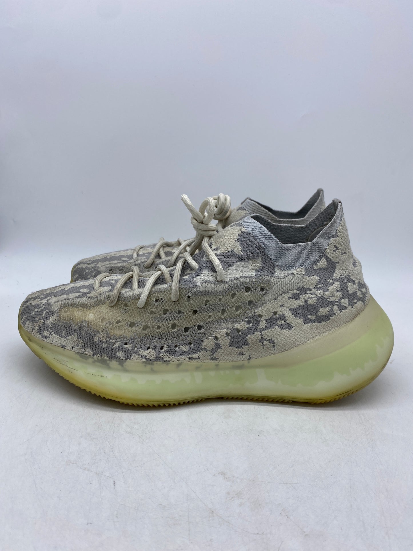 Load image into Gallery viewer, Preowned Yeezy 380 Alien Sz 11.5M/13W FV3260
