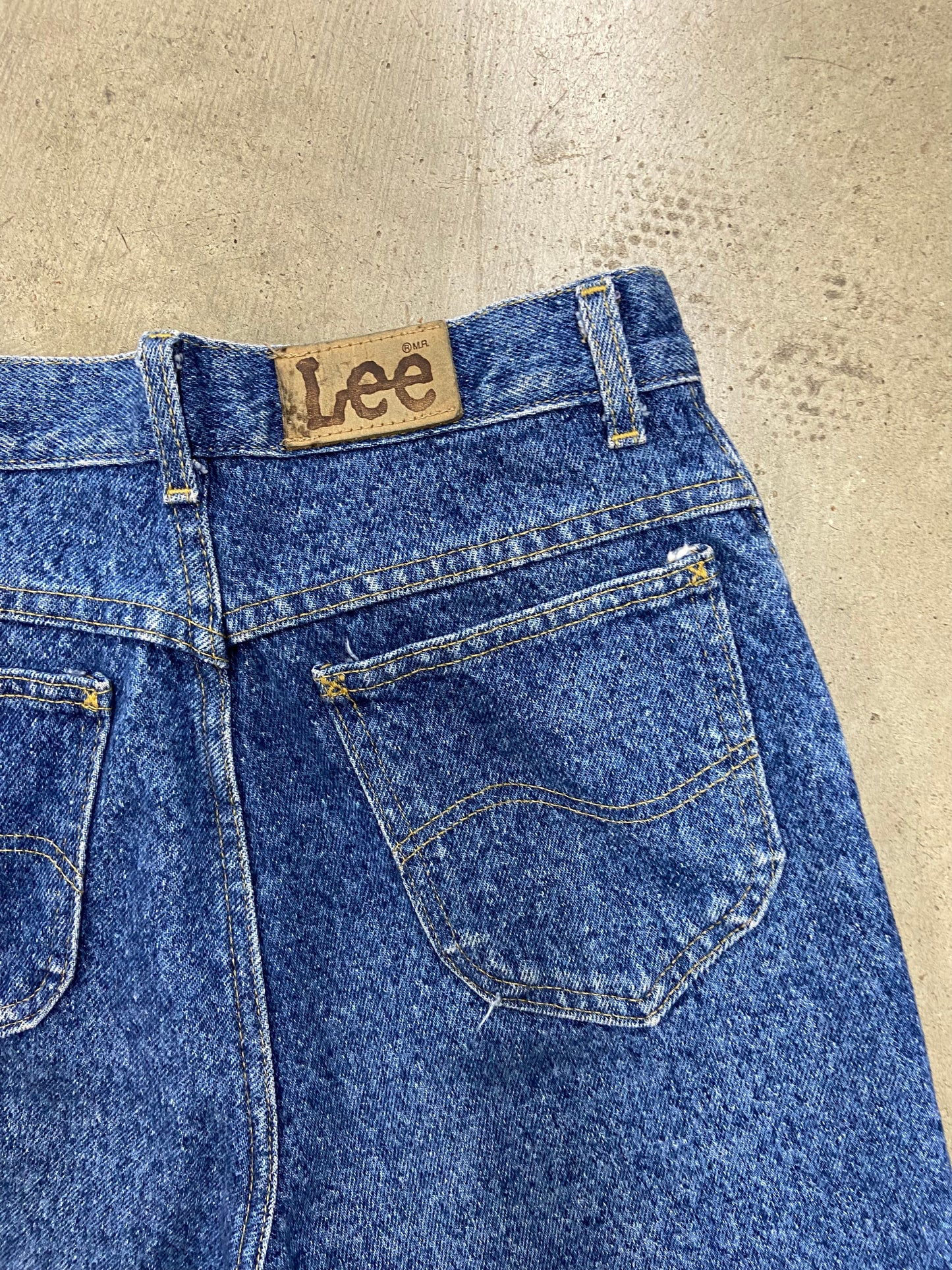 VTG Wmn's Lee Denim Blue Washed Jean Shorts Sz 26x30