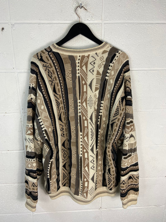 Load image into Gallery viewer, VTG Tan/Black Coogi Style Sweater Sz XL
