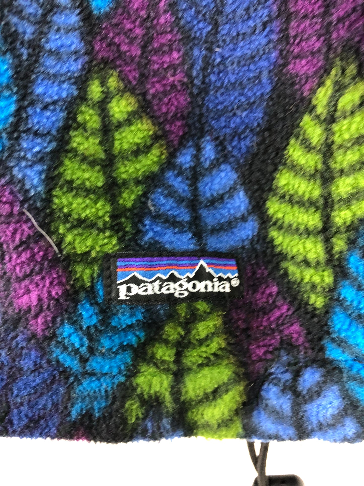 Load image into Gallery viewer, VTG Patagonia Leaf Print Jacket Sz M
