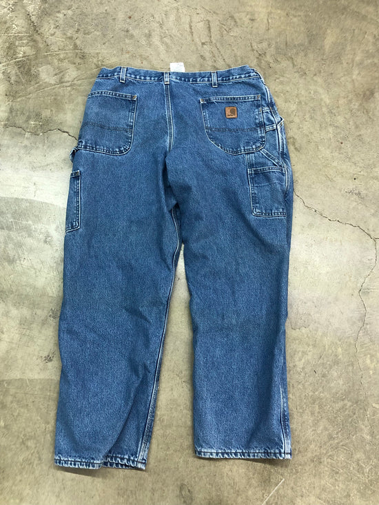 Load image into Gallery viewer, VTG Carhartt Lined Denim Sz 38x30
