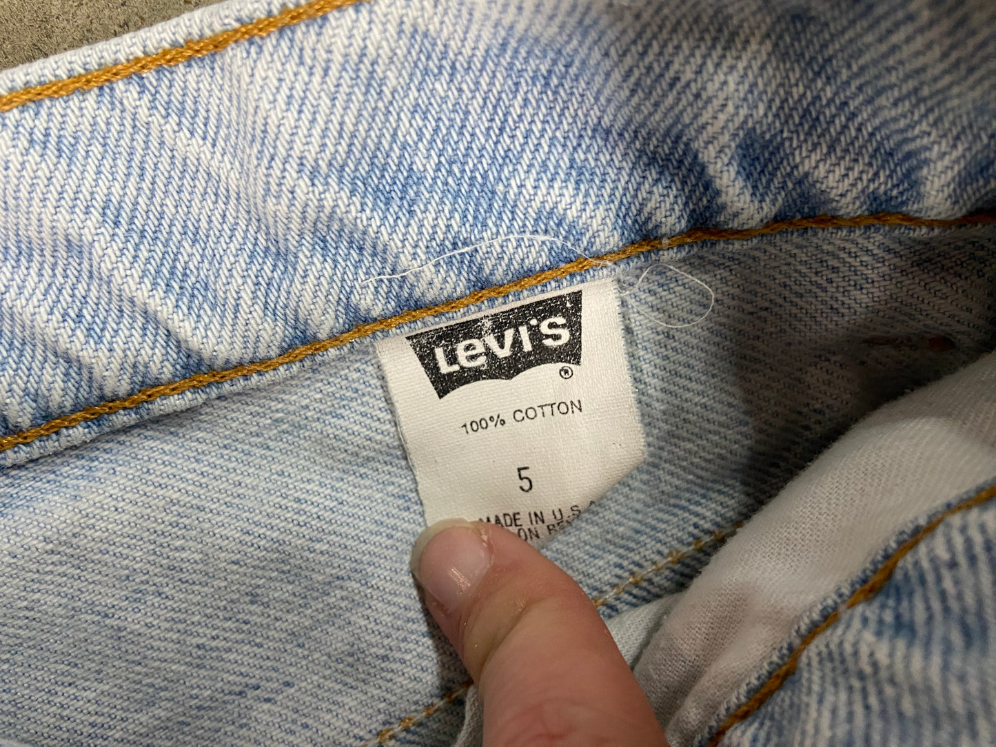 VTG levi's light Wash Blue Jeans Sz 26x28