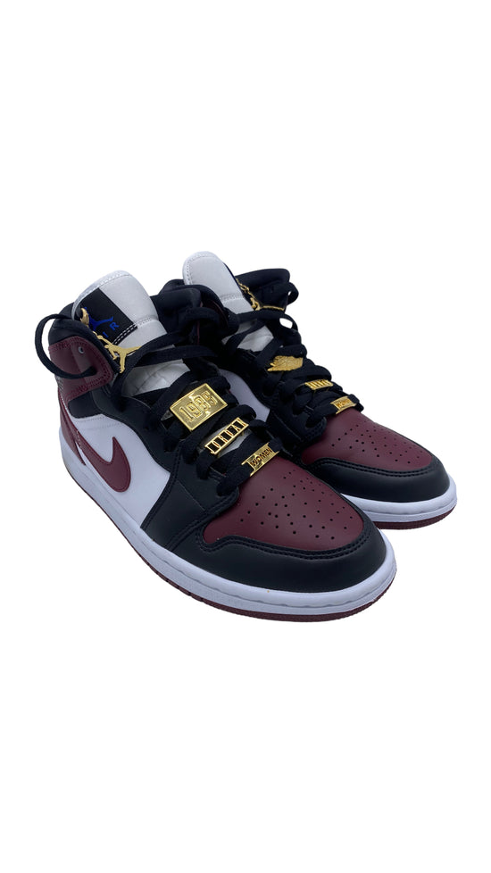 Load image into Gallery viewer, Used Wmns Air Jordan 1 Mid SE &amp;quot;Dark Beetroot&amp;quot; Sz 9W/7.5M
