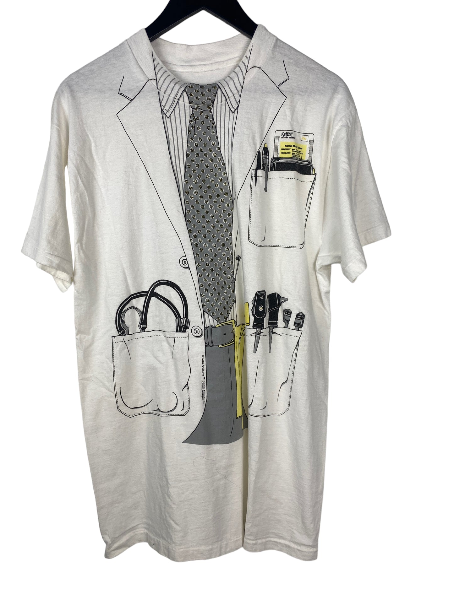 Load image into Gallery viewer, VTG Doctor On The Go Tee Sz L

