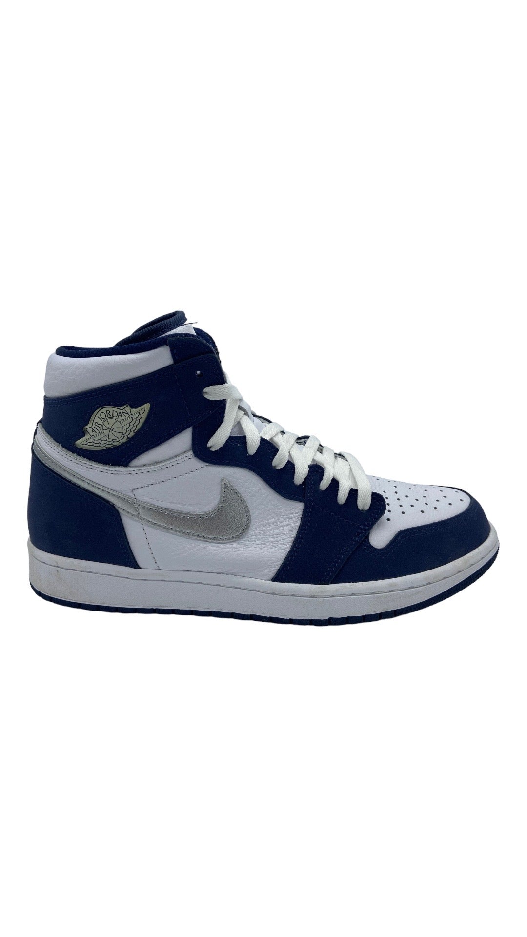 Load image into Gallery viewer, PreOwned Air Jordan 1 High &amp;quot;Midnight Navy&amp;quot; Sz 10M
