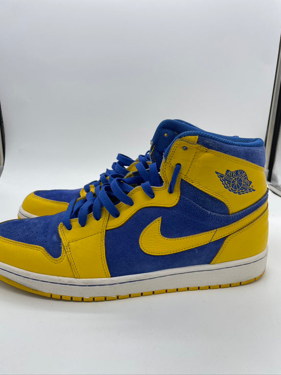 Load image into Gallery viewer, Preowned 2013 Air Jordan 1 Retro High OG &amp;#39;Laney&amp;#39; Sz 13
