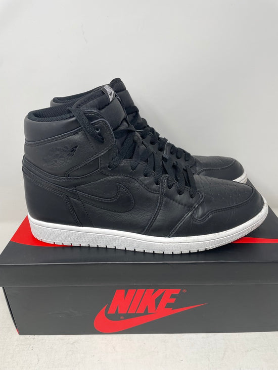 Load image into Gallery viewer, Used Jordan 1 Retro Cyber Monday (2015) Sz 11
