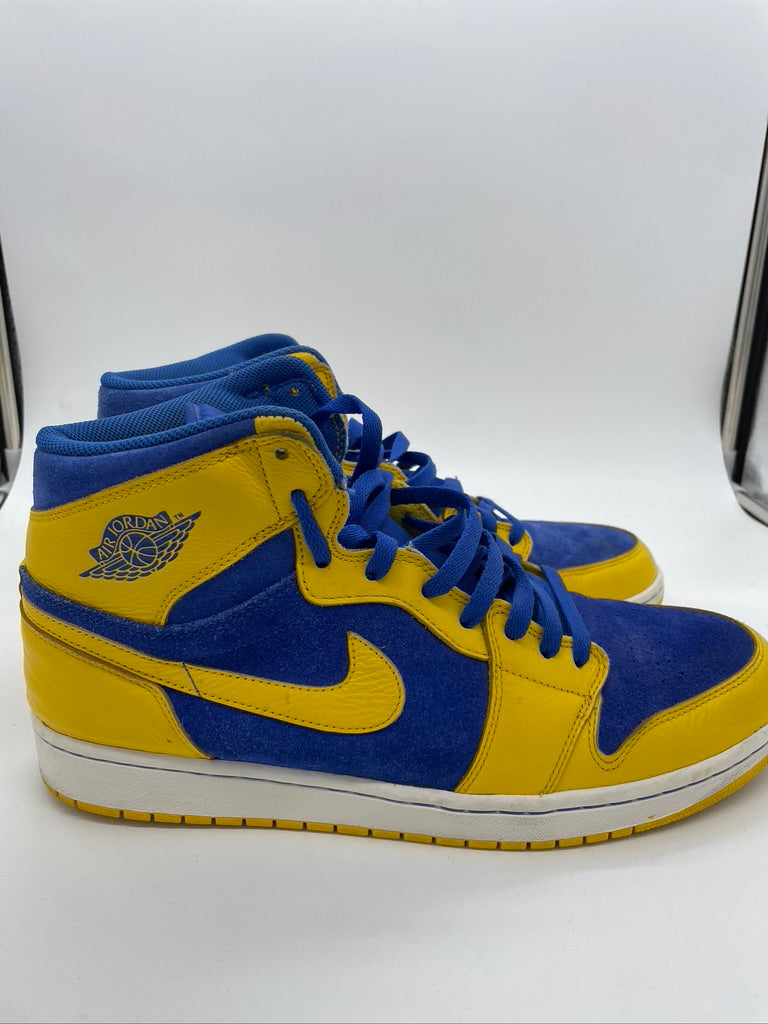 Load image into Gallery viewer, Preowned 2013 Air Jordan 1 Retro High OG &amp;#39;Laney&amp;#39; Sz 13
