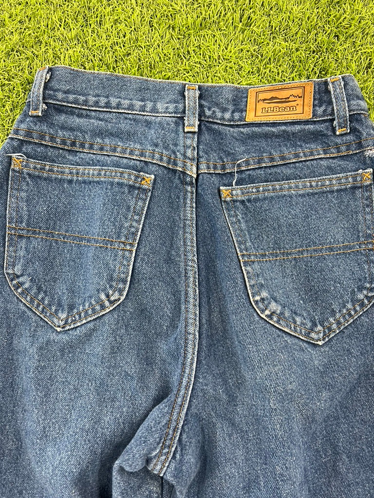 Load image into Gallery viewer, Vtg LL Bean Blanket Lined Jeans Sz Wmns 8
