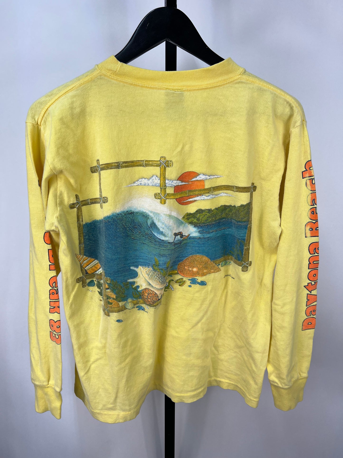 Load image into Gallery viewer, Vtg 1983 Daytona Beach Surfer L/S Tee Sz M
