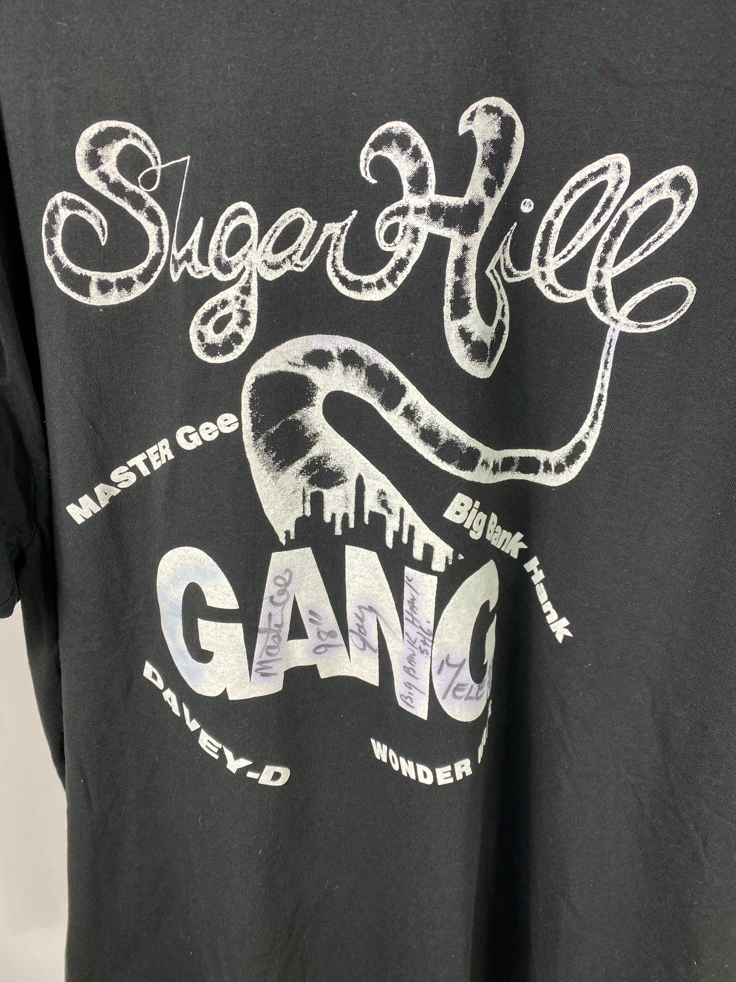 Load image into Gallery viewer, VTG Sugar Hill Gang Autographed Tee Sz XL
