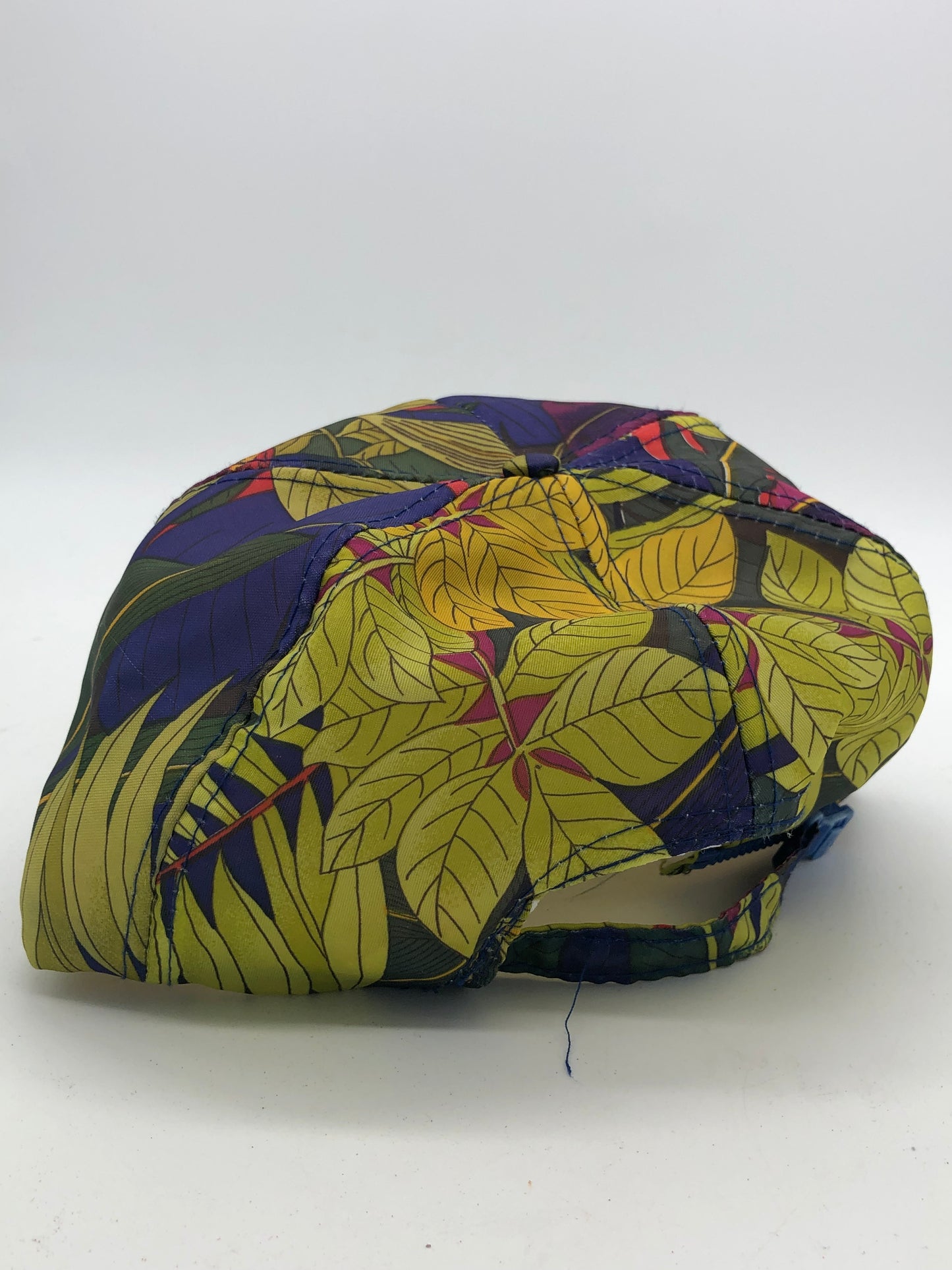 Load image into Gallery viewer, VTG Forrest Corded Nylon Zipback
