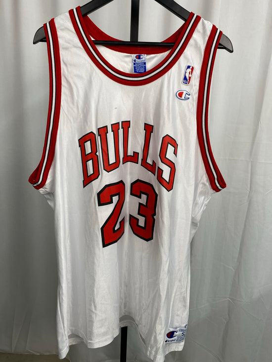 Load image into Gallery viewer, VTG #23 White Bulls Jordan Jersey SZ XXL
