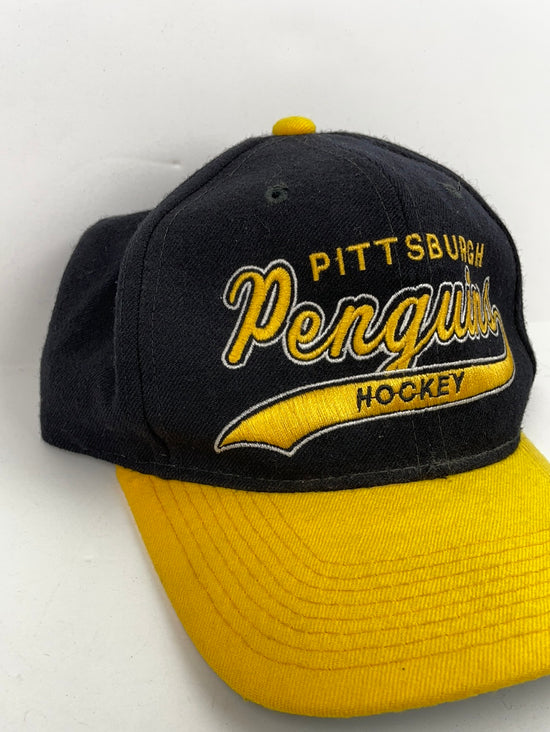 Load image into Gallery viewer, VTG Pittsburgh Penguins Wool Starter Script Snapback
