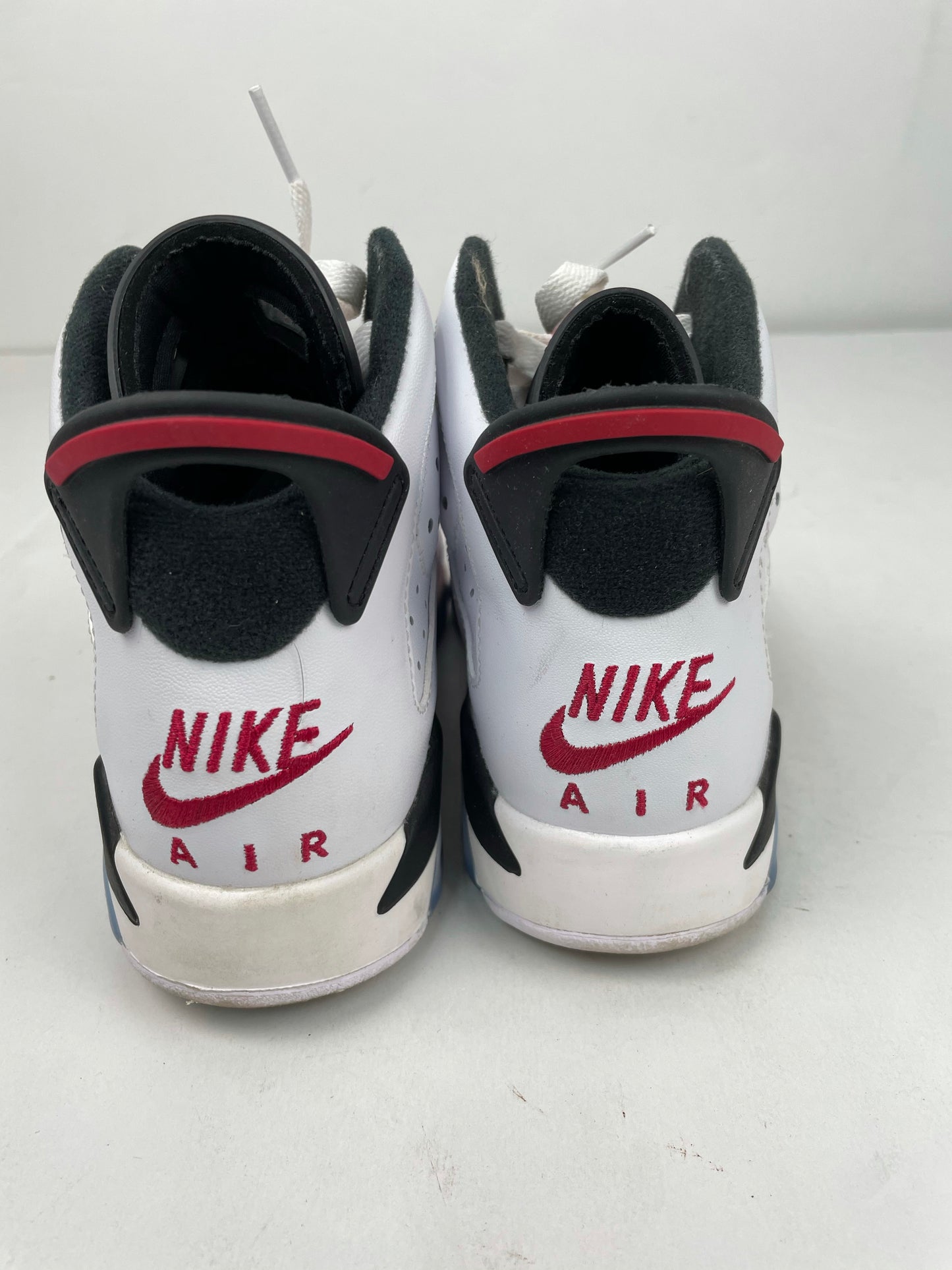 Load image into Gallery viewer, Used 2020  Air Jordan 6 &amp;quot;Carmine&amp;quot; Sz 5Y
