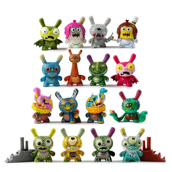 Load image into Gallery viewer, Kaiju Dunny Battle 3&amp;quot; Mini Figures by Kidrobot x Clutter
